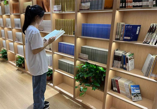 安理學子三下鄉(xiāng)：尋訪中華藥都，賦能鄉(xiāng)村振興