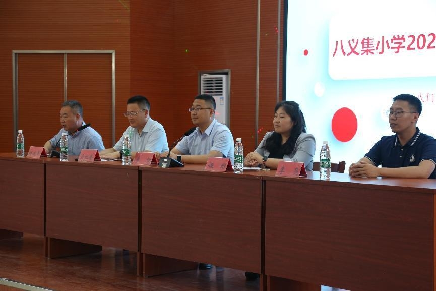 中國礦業(yè)大學(xué)筑夢(mèng)支教團(tuán)赴八義集鎮(zhèn)中心小學(xué)開營儀式