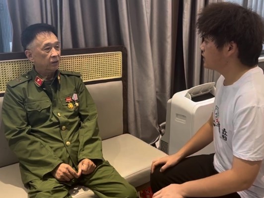 《對(duì)話·紅色人物——身邊的英雄軍人》