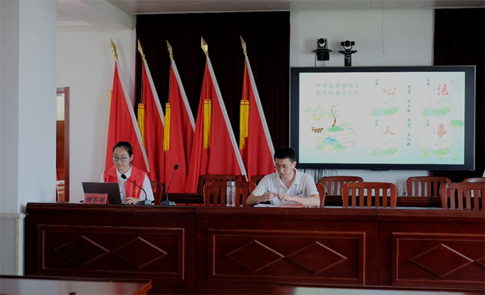 清風(fēng)攜鄉(xiāng)情，廉心喚初心，南財(cái)學(xué)子開展“清廉金融進(jìn)基層”