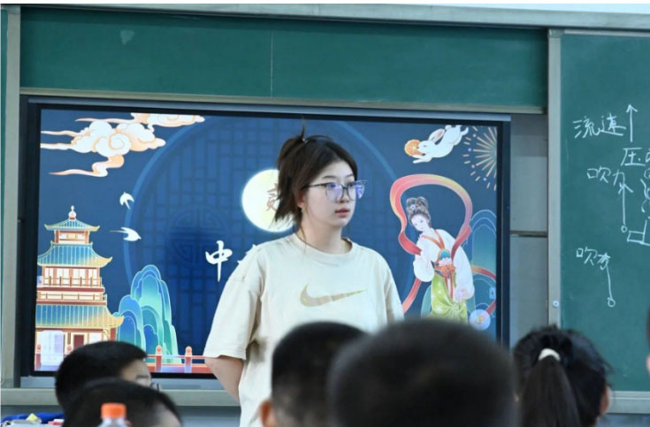 中秋節(jié)、元宵節(jié)……小朋友們知道的太多啦——以文化為帆，揚(yáng)風(fēng)雅之韻