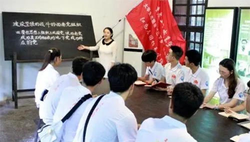 如何利用大學(xué)資源，積極參加社會(huì)實(shí)踐和志愿服務(wù)？