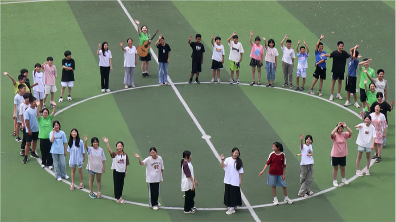 《法律宣講走進(jìn)溈濱中學(xué)，音樂(lè)治療點(diǎn)亮法治之光》