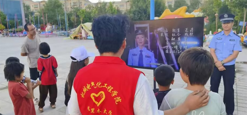 “夏花盛開同筑夢，胡楊相傳創(chuàng)團(tuán)結(jié)”團(tuán)隊(duì)暑期社會實(shí)踐活動(dòng)