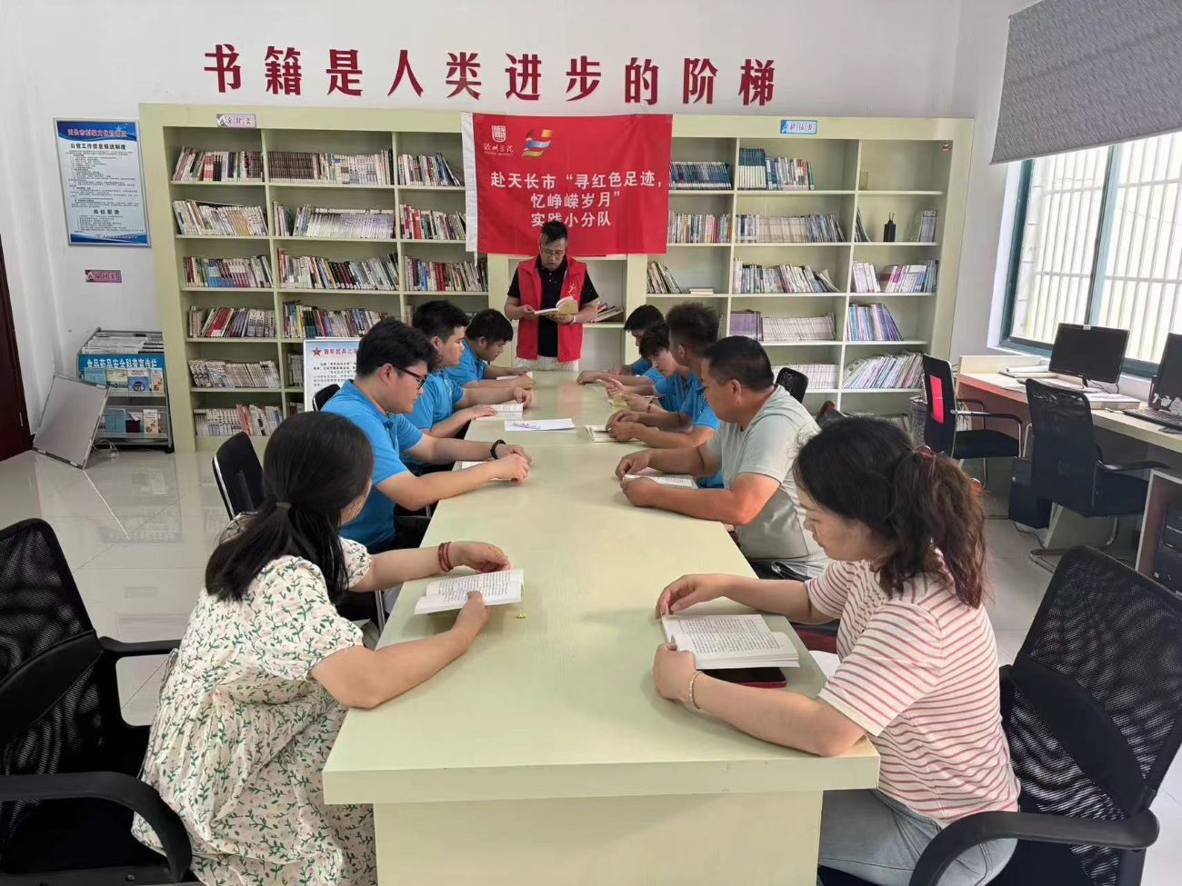 赴天長市“尋紅色足跡，憶崢嶸歲月”實(shí)踐小分隊(duì)走進(jìn)桑園村黨群服務(wù)中心獨(dú)家專訪