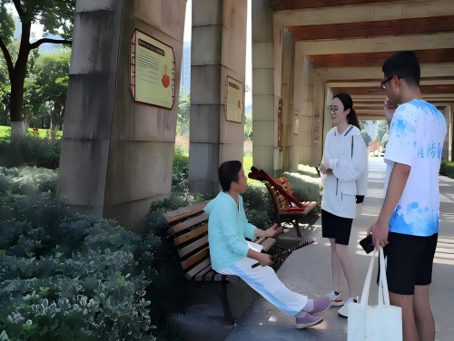 河海大學(xué)幸福河湖建設(shè)調(diào)研團公園采訪活動