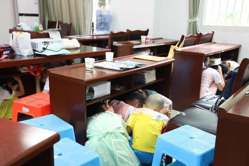 筑牢安全防線，共筑和諧社區(qū)