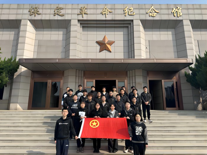 班團風采 | 碩電力232團支部舉辦“清明祭英烈 共鑄中