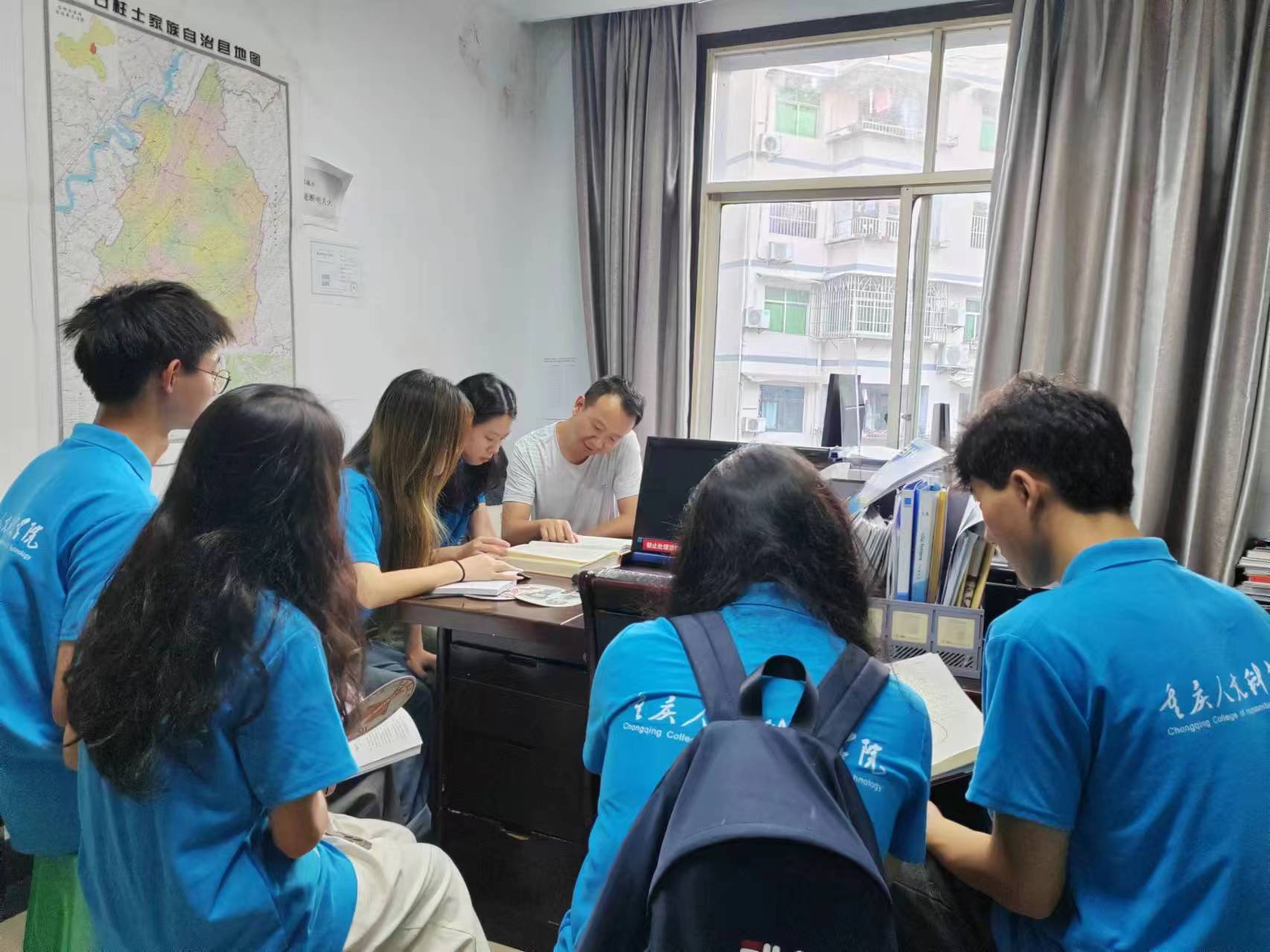夯實“啰兒調(diào)”宣傳基礎(chǔ)，趕赴文旅局訪談調(diào)研