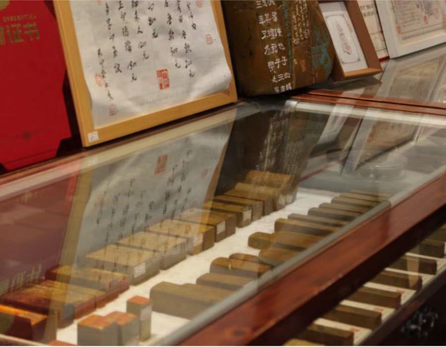 山東高校深入多地，探尋楷木雕刻非遺傳承密碼