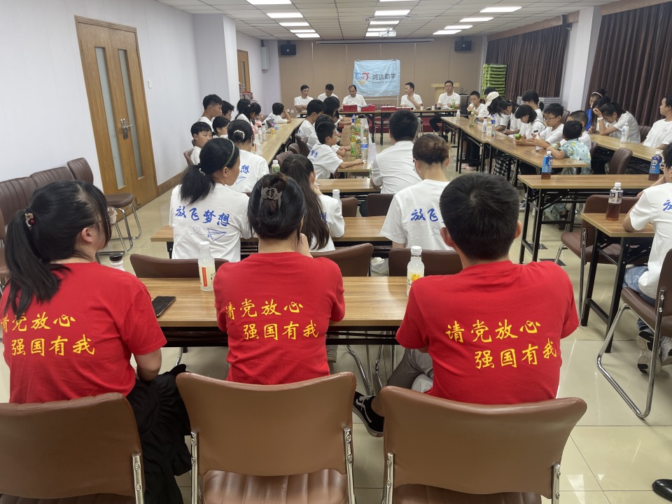 安工大馬院學(xué)子：關(guān)注少年兒童成長，貢獻(xiàn)馬院青春力量