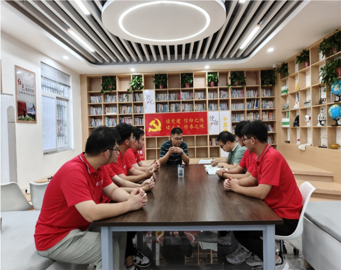 巢湖學(xué)院“陽光智匯”團(tuán)隊(duì)暑期“三下鄉(xiāng)”：光伏締造希望，擘畫美麗鄉(xiāng)村