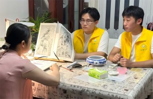 南交學(xué)子三下鄉(xiāng)：匠心獨運，瓷上生花，尋訪揚州瓷刻藝術(shù)