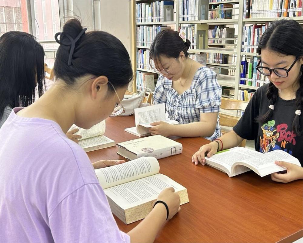 砥礪奮進(jìn)新征程，勞動教育記心間