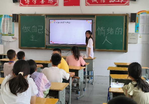 “心靈之光，共繪健康”——武昌理工學(xué)院云夢書韻志愿服務(wù)隊(duì)開展特色心理健康課程