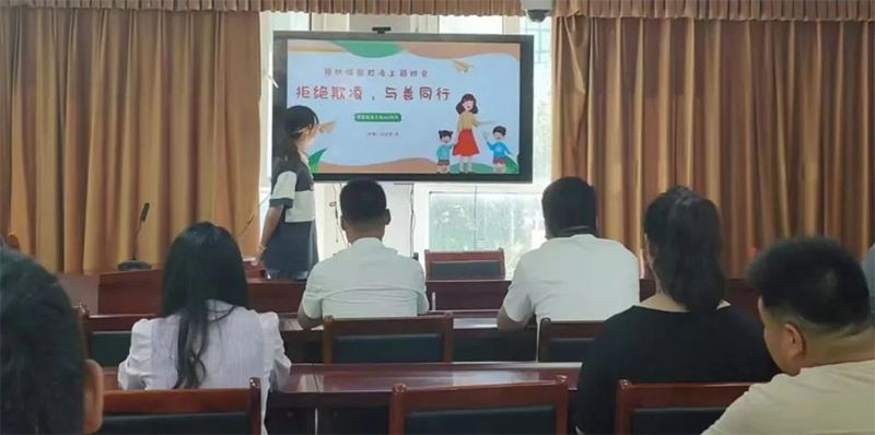 飛鳥計劃實(shí)踐隊成員——承德圍場縣通祥社區(qū)宣講